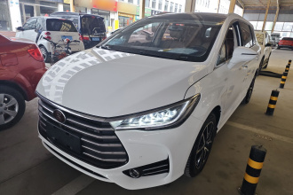 比亚迪 宋MAX 2018款 1.5T 自动智联旗舰型 6座