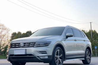 大众 途观L 2017款 330TSI 自动两驱旗舰版