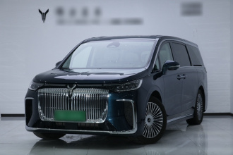 岚图汽车 岚图梦想家 2025款 PHEV 四驱旗舰鲲鹏版