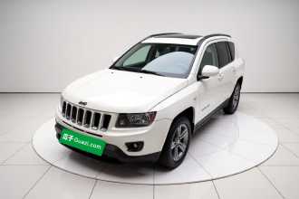 Jeep 指南者(进口) 2014款 2.4L 四驱运动版