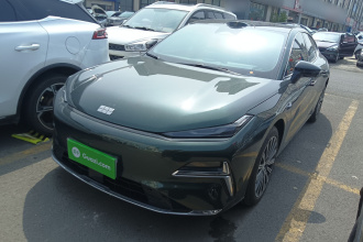 吉利银河 银河星耀8 2025款 130km EM-P 星舰版