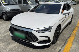 比亚迪 汉 2022款 DM-i 242KM 旗舰型