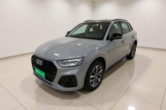 奥迪Q5L 2025款 40 TFSI 豪华动感型