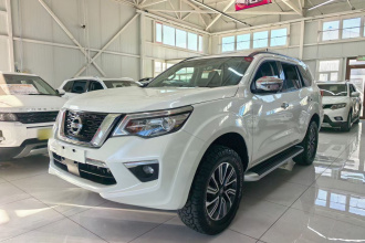 日产 途达 2020款 2.5L XV 4WD 自动四驱旗舰版
