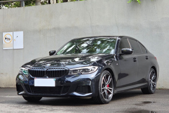 宝马3系 2020款 改款 325i M运动曜夜套装