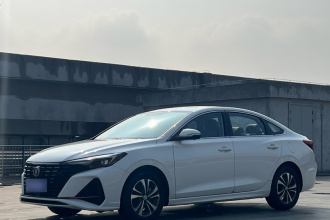长安 逸动 2022款 PLUS 蓝鲸NE 1.4T GDI DCT尊贵版
