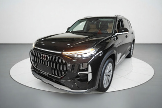 奥迪Q6 2024款 45 TFSI quattro 齐云型 羽林套装 6座