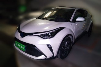 丰田C-HR 2021款 双擎 2.0L E-CVT豪华版