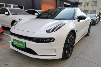 极氪001 2022款 超长续航双电机 YOU版