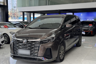 别克GL8 2023款 陆上公务舱 智享型