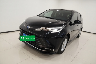 丰田 赛那SIENNA 2023款 2.5L混动 舒适版