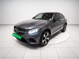 奔驰GLC轿跑 2019款 GLC 200 4MATIC 轿跑SUV