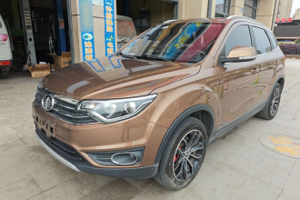 一汽 森雅R7 2017款 1.6L 手动豪华型