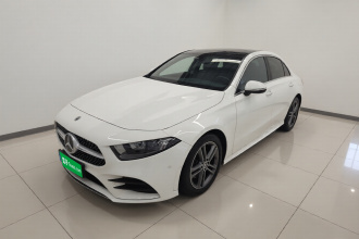 奔驰A级 2020款 改款二 A 180 L 运动轿车