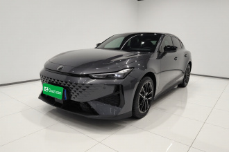 长安UNI-V 2024款 1.5T 尊贵型