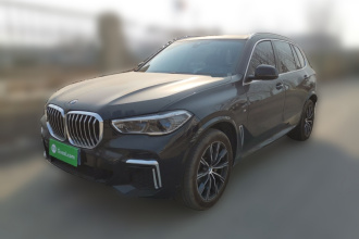宝马X5 2022款 xDrive 30Li 尊享型M运动套装
