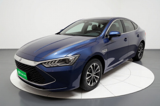 比亚迪 秦PLUS 2024款 荣耀版 DM-i 55KM领先型