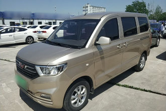 五菱汽车 五菱宏光V 2021款 1.5L改款劲享版LAR