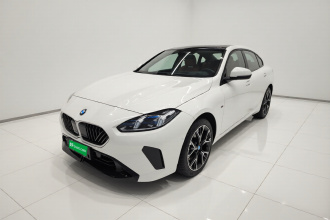 宝马2系 2025款 225L M运动套装