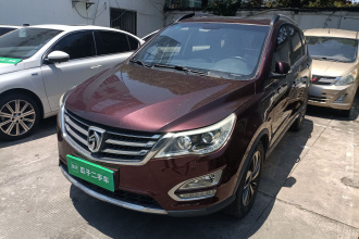 宝骏560 2015款 1.8L 手动豪华型