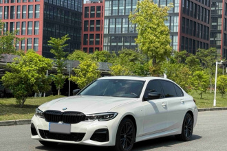 宝马3系 2022款 325Li M运动曜夜套装