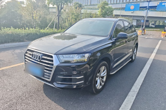 奥迪Q7 2019款 55 TFSI 技术型