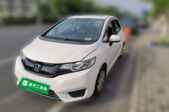 本田 飞度 2016款 1.5L LXS CVT舒适天窗版