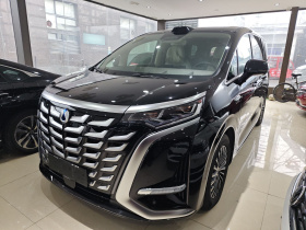 腾势D9 2025款 DM-i 智驾版 1020 四驱尊荣型