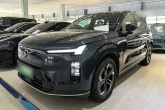 沃尔沃XC70插电式混动 2026款 四驱超长续航Core