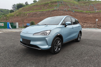 哪吒汽车 哪吒V 2022款 潮 400 Lite