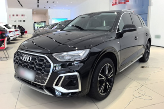 奥迪Q5L 2024款 40 TFSI 时尚动感型