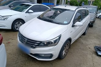 宝骏310W 2017款 1.5L 手动时尚型 国V