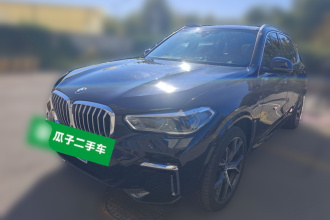 宝马X5 2022款 改款 xDrive 40Li M运动套装