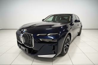 宝马i7 2023款 eDrive50L 领先M运动套装