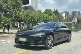鸿蒙智行 享界S9 2026款 增程 Ultra 后驱 53kWh (192线激光雷达）