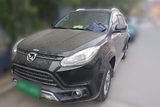 江铃 驭胜S350 2016款 2.0T 手动两驱汽油豪华天窗版5座