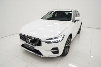 沃尔沃XC60 2025款 B5 四驱智逸豪华版