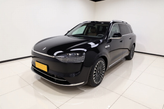 鸿蒙智行 问界M9 2025款 增程 Ultra版 52kWh 6座版 (192线激光雷达）