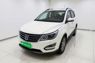 宝骏560 2015款 1.8L 手动豪华型