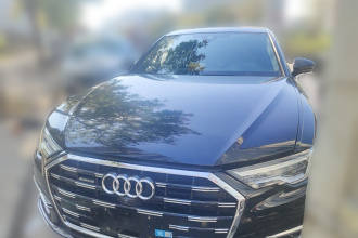 奥迪A6L 2025款 55 TFSI quattro 旗舰动感型