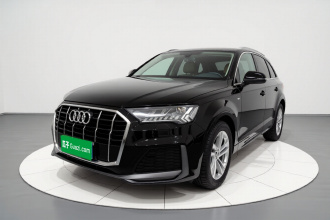 奥迪Q7 2023款 45 TFSI quattro S line运动型