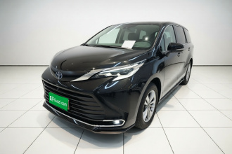 丰田 赛那SIENNA 2023款 2.5L混动 舒适版
