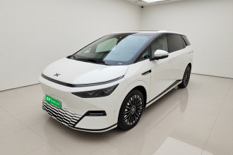 小鹏X9 2025款 纯电 740超长续航 Max