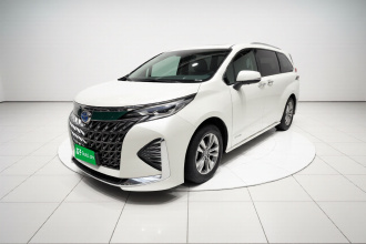 丰田 赛那SIENNA 2023款 2.5L混动 舒适版
