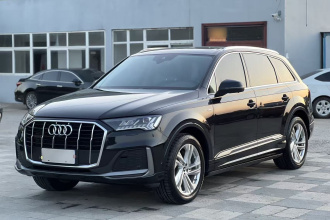 奥迪Q7 2021款 45 TFSI quattro S line运动型