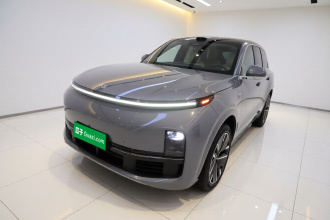 理想汽车 理想L8 2025款 Ultra 智能焕新版