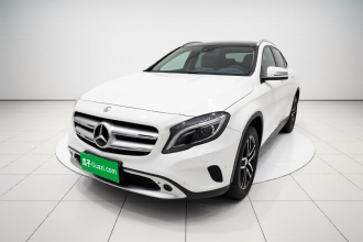奔驰GLA 2015款 GLA 220 4MATIC 时尚型