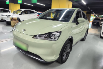 哪吒汽车 哪吒V 2022款 潮 400 Lite