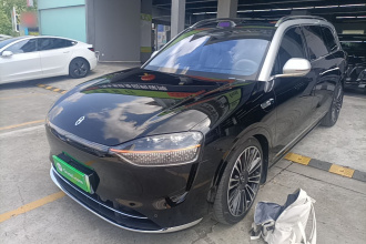 鸿蒙智行 问界M9 2024款 增程 Ultra版 42kWh 6座版