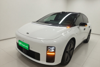 理想汽车 理想i6 2025款 两驱标准型